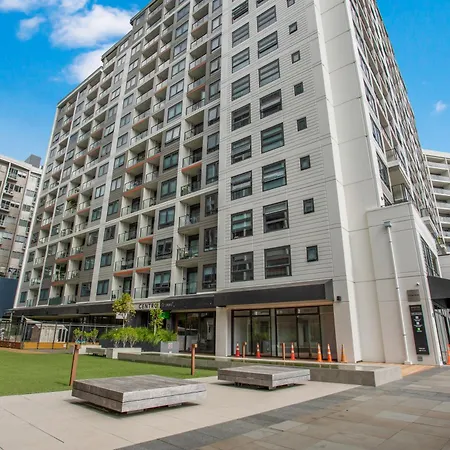 Skyline Serenade Apt With Skycity View And Parking Auckland Exterior photo